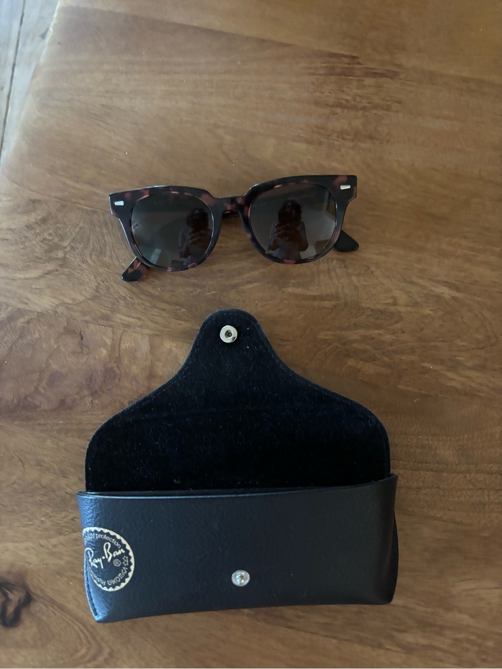 Ray-Ban Tortoiseshell Frame Sunglasses with Dark Lenses
